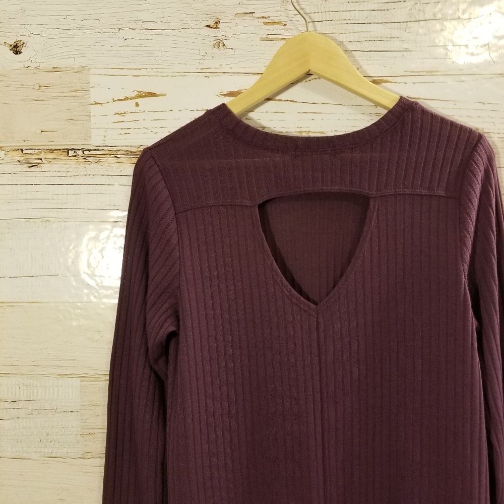 Awake open back light sweater - Picture 8 of 8